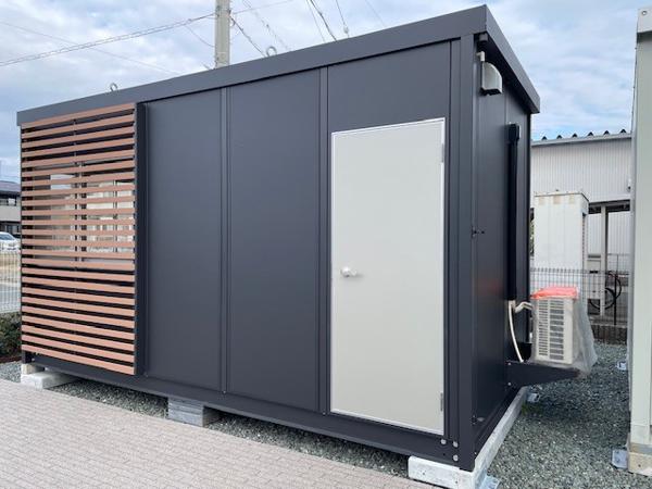 静岡県浜松南総合展示場の新棟ユニットハウス・プレハブ・コンテナハウス47MSL(3.02坪)の本体の外観