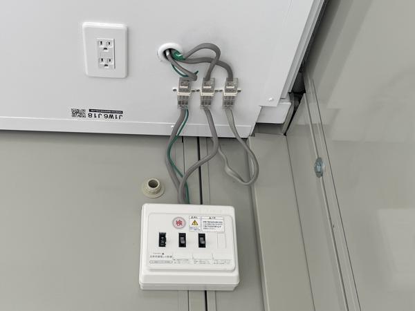 茨城県神栖店/展示場の中古ユニットハウス・プレハブ・コンテナハウスルーバー付き