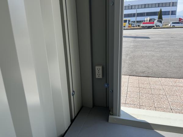 長野県長野店/展示場の中古ユニットハウス・プレハブ・コンテナハウスCT-32JG(2.16坪)の各設備のコンセント