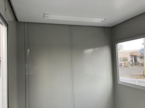 長野県長野店/展示場の中古ユニットハウス・プレハブ・コンテナハウスCT-32J(2.16坪)の各設備の照明器具