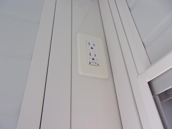 宮城県仙台営業所/展示場の新棟ユニットハウス・プレハブ・コンテナハウス3MSD(2.40坪)の各設備のコンセント