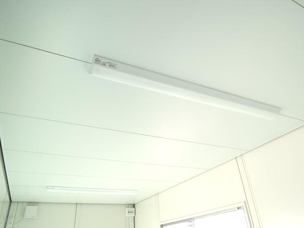 福岡県福岡営業所/総合展示場の新棟ユニットハウス・プレハブ・コンテナハウス47MSL(3.02坪)の各設備の照明器具
