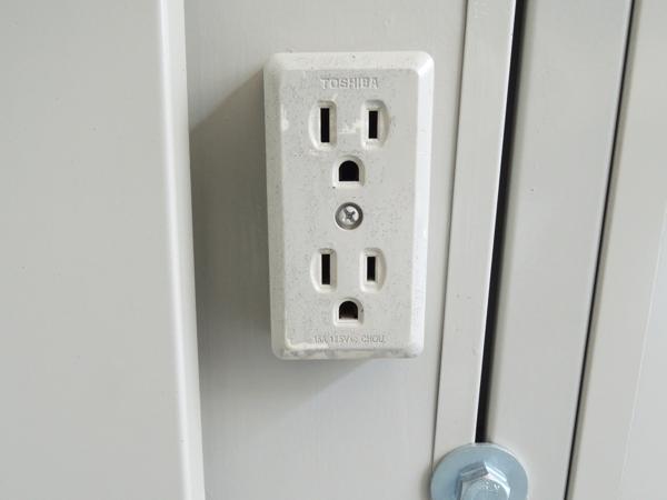 福岡県福岡営業所/総合展示場の中古ユニットハウス・プレハブ・コンテナハウスCT-32J(2.16坪)の各設備のコンセント