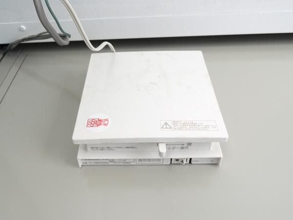 福岡県福岡営業所/総合展示場の中古ユニットハウス・プレハブ・コンテナハウスCT-32J(2.16坪)の各設備の換気扇