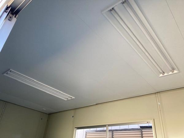 群馬県前橋店/展示場の中古ユニットハウス・プレハブ・コンテナハウスCT-41J(2.83坪)の各設備の照明器具