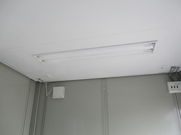 宮城県仙台総合展示場の中古ユニットハウス・プレハブ・コンテナハウスCT-41J(2.83坪)の各設備の照明器具