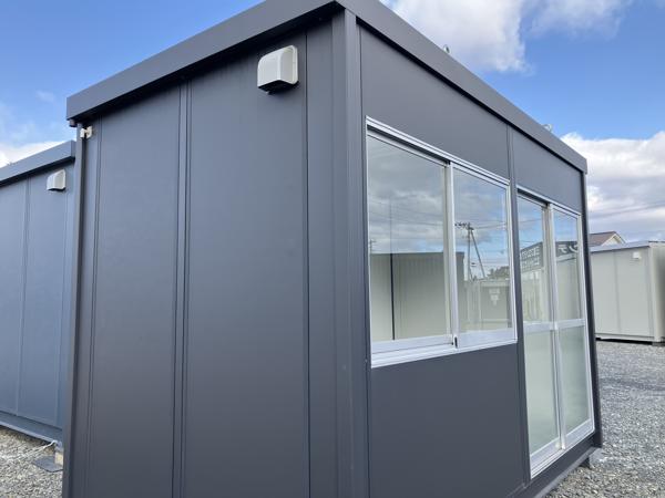 宮城県登米店/展示場の新棟ユニットハウス・プレハブ・コンテナハウス38MSL(2.43坪)の本体の外観