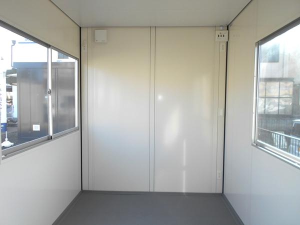 京都府宇治出張所/展示場の新棟ユニットハウス・プレハブ・コンテナハウス38MSL(2.43坪)の本体の内観