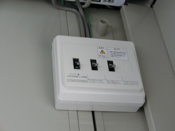 長野県上田総合展示場の中古ユニットハウス・プレハブ・コンテナハウスCT-41J(2.83坪)の各設備の分電盤