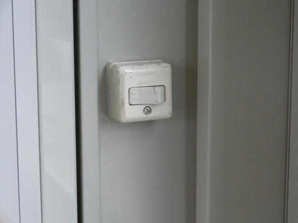 長野県上田総合展示場の中古ユニットハウス・プレハブ・コンテナハウスCT-41J(2.83坪)の各設備のスイッチ