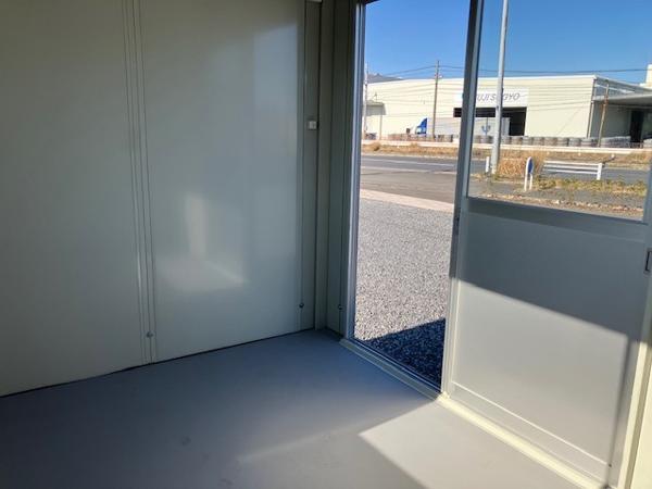 千葉県市原店/展示場の中古ユニットハウス・プレハブ・コンテナハウスCT-32J(2.16坪)の本体の内観