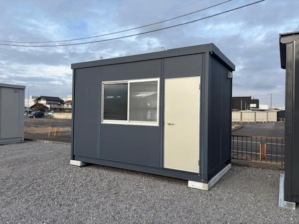 茨城県土浦出張所/展示場の新棟ユニットハウス・プレハブ・コンテナハウス38MSL(2.43坪)の本体の外観
