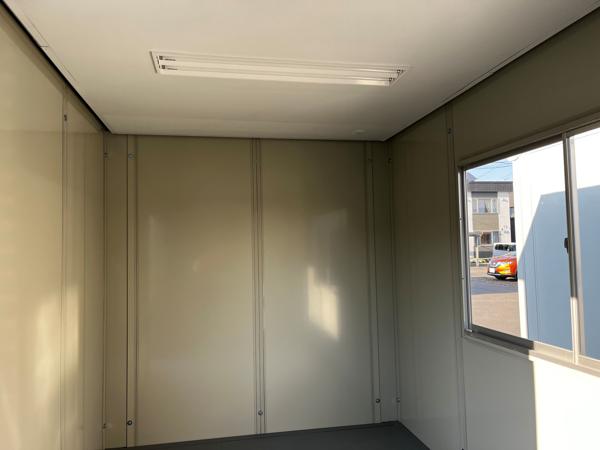 北海道札幌店/展示場の中古ユニットハウス・プレハブ・コンテナハウスCT-41J(2.85坪)の各設備の照明器具