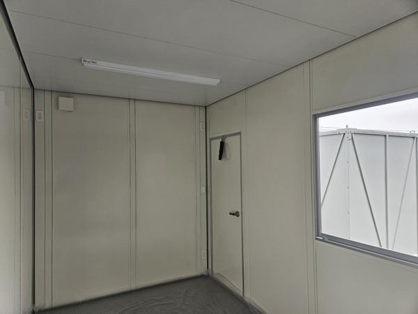 北海道札幌店/展示場の新棟ユニットハウス・プレハブ・コンテナハウス47MSL(3.02坪)の本体の内観