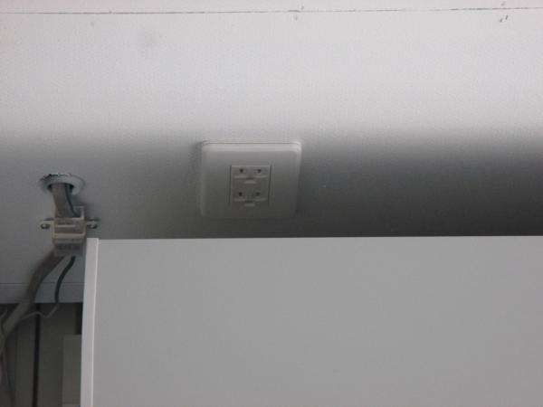 埼玉県加須店/展示場の中古ユニットハウス・プレハブ・コンテナハウスCT-32JG(2.16坪)の各設備のコンセント