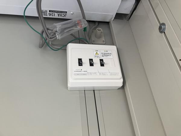 宮城県石巻店/展示場の中古ユニットハウス・プレハブ・コンテナハウスCT-32J(2.16坪)の各設備の分電盤