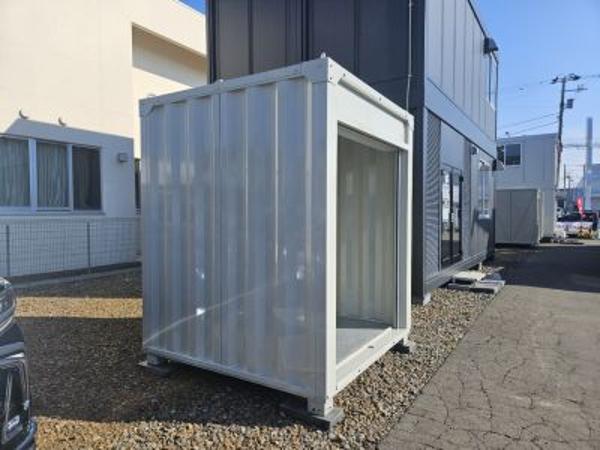 北海道札幌店/展示場の中古ユニットハウス・プレハブ・コンテナハウスGORILLA(0.94坪)の本体の外観
