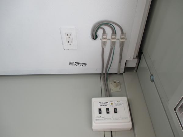 埼玉県加須店/展示場の中古ユニットハウス・プレハブ・コンテナハウスCT-41J(2.83坪)の各設備の分電盤