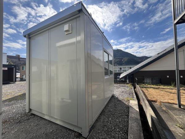 長崎県長崎店/展示場の中古ユニットハウス・プレハブ・コンテナハウスCT-32J(2.16坪)の本体の外観