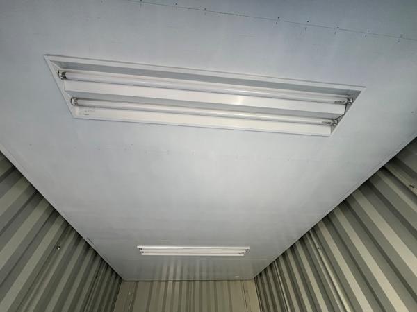 長崎県長崎店/展示場の中古ユニットハウス・プレハブ・コンテナハウスCT-41JG(2.83坪)の各設備の照明器具