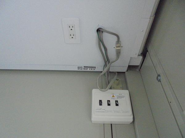 宮城県大崎店/展示場の中古ユニットハウス・プレハブ・コンテナハウスCT-32J(2.16坪)の各設備の分電盤