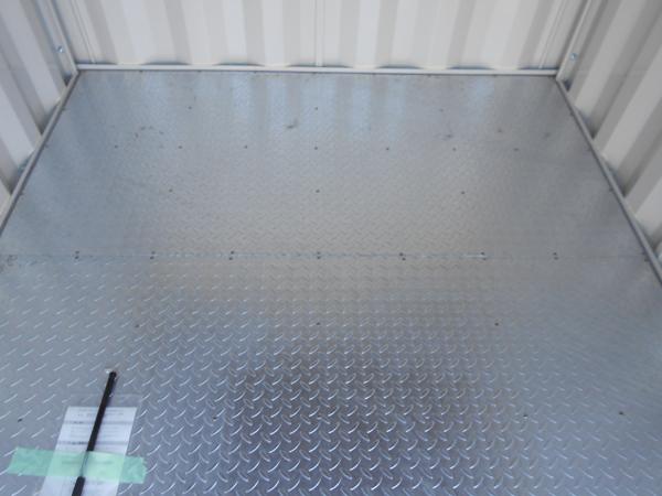 福島県須賀川店/展示場の新棟ユニットハウス・プレハブ・コンテナハウスGORILLA(0.94坪)の本体の内観