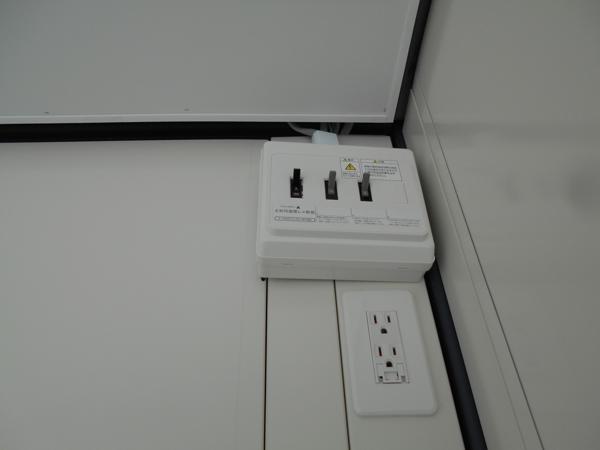 福島県いわき四倉店/展示場の新棟ユニットハウス・プレハブ・コンテナハウス47MSL(3.02坪)の各設備の分電盤