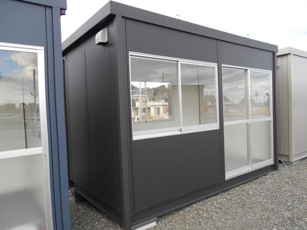 福島県いわき四倉店/展示場の新棟ユニットハウス・プレハブ・コンテナハウス38MSL(2.43坪)の本体の外観
