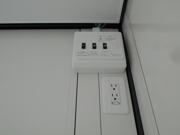 福島県いわき四倉店/展示場の新棟ユニットハウス・プレハブ・コンテナハウス38MSL(2.43坪)の各設備の分電盤