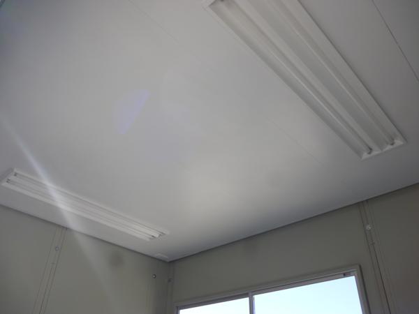 東京都日野店/展示場の中古ユニットハウス・プレハブ・コンテナハウスCT-32J(2.16坪)の各設備の照明器具