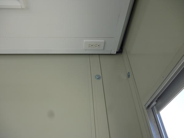 東京都日野店/展示場の中古ユニットハウス・プレハブ・コンテナハウスCT-32J(2.16坪)の各設備のコンセント