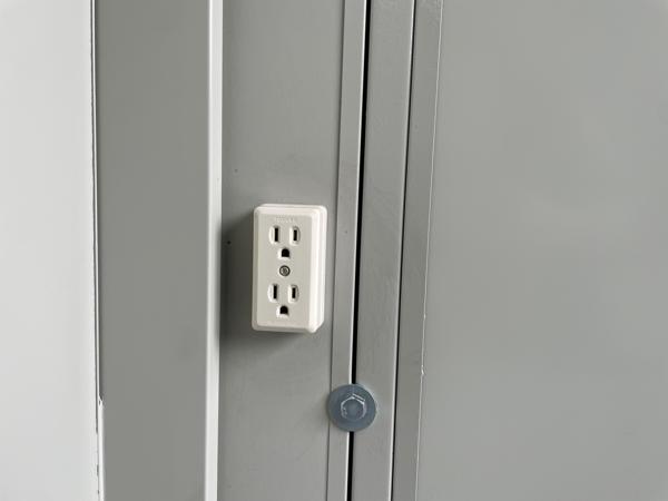 埼玉県草加店/展示場の中古ユニットハウス・プレハブ・コンテナハウスCT-32J(2.16坪)の各設備のコンセント