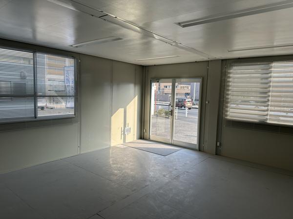 岐阜県多治見店/展示場の中古ユニットハウス・プレハブ・コンテナハウスCT-54J(7.79坪)の本体の内観