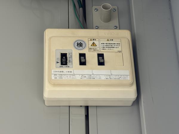 長崎県長崎店/展示場の中古ユニットハウス・プレハブ・コンテナハウスCT-32J(2.16坪)の各設備の分電盤