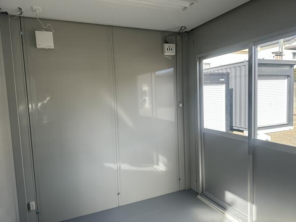 岐阜県多治見店/展示場の中古ユニットハウス・プレハブ・コンテナハウスCT-32J(2.16坪)の本体の内観