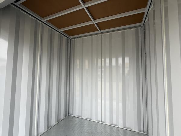 長崎県長崎店/展示場の新棟ユニットハウス・プレハブ・コンテナハウスGORILLA(0.94坪)の本体の内観