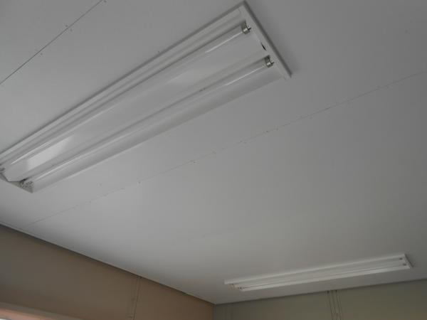 群馬県館林店/展示場の中古ユニットハウス・プレハブ・コンテナハウスCT-32J(2.16坪)の各設備の照明器具