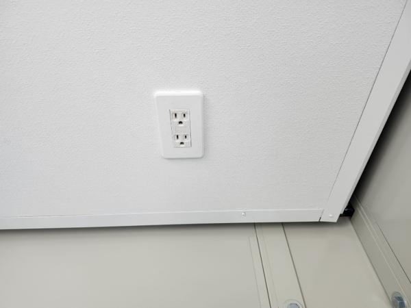 埼玉県朝霞店/展示場の中古ユニットハウス・プレハブ・コンテナハウスCT-41J(2.83坪)の各設備のコンセント