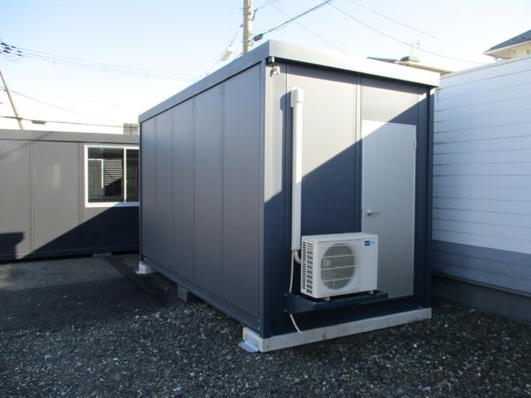 京都府亀岡店/展示場の新棟ユニットハウス・プレハブ・コンテナハウス47MSL(3.02坪)の本体の外観