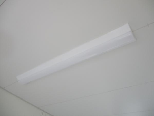 京都府亀岡店/展示場の新棟ユニットハウス・プレハブ・コンテナハウス47MSL(3.02坪)の各設備の照明器具