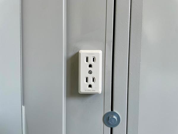 埼玉県草加店/展示場の中古ユニットハウス・プレハブ・コンテナハウスCT-41J(2.83坪)の各設備のコンセント