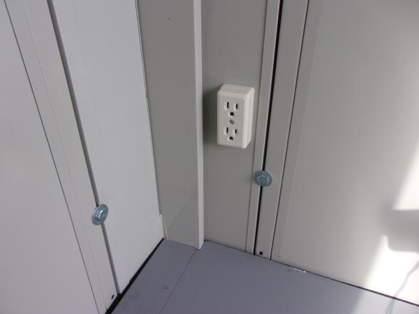 宮城県仙台営業所/展示場の中古ユニットハウス・プレハブ・コンテナハウスCT-41J(2.83坪)の各設備のコンセント