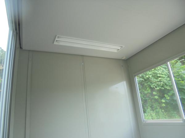 岡山県岡山営業所/展示場の中古ユニットハウス・プレハブ・コンテナハウスCT-32J(2.16坪)の各設備の照明器具