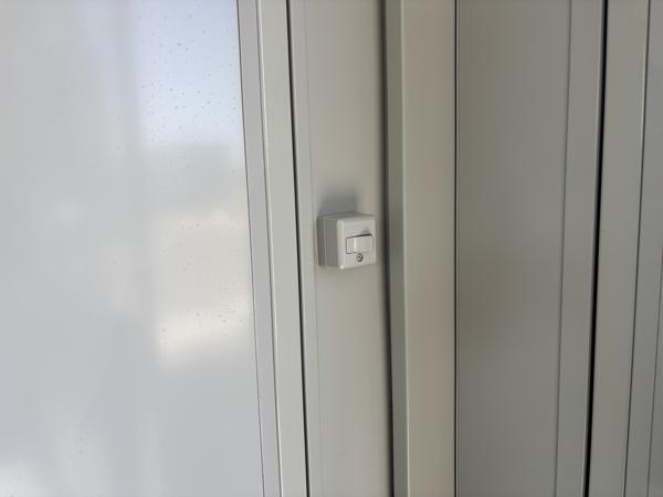 石川県小松店/展示場の中古ユニットハウス・プレハブ・コンテナハウスCT-41J(2.83坪)の各設備のスイッチ