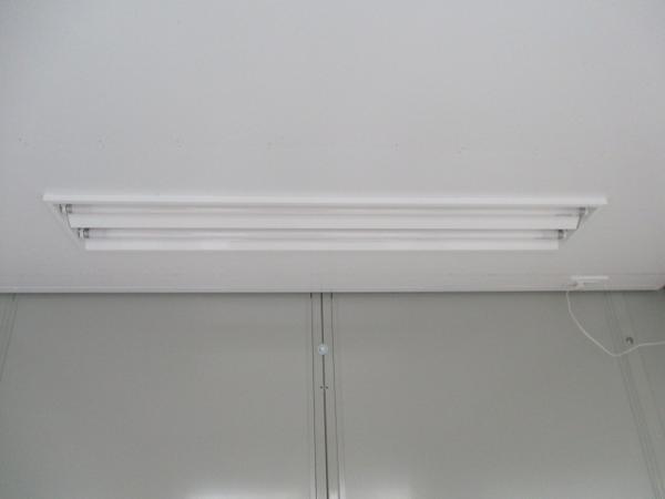 千葉県横芝光店/展示場の中古ユニットハウス・プレハブ・コンテナハウスCT-32J(2.16坪)の各設備の照明器具