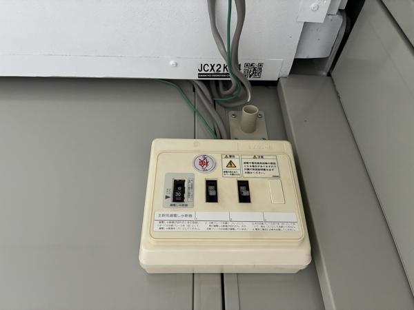 大分県大分東店/展示場の中古ユニットハウス・プレハブ・コンテナハウスCT-32J(2.16坪)の各設備の分電盤