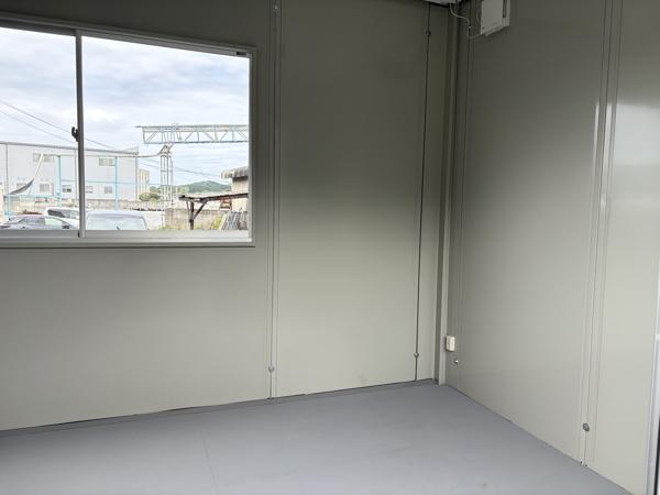 福岡県福岡東店/展示場の中古ユニットハウス・プレハブ・コンテナハウスCT-32J(2.16坪)の本体の内観