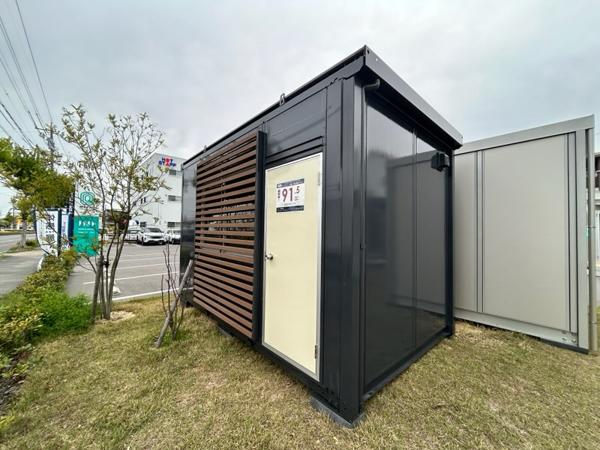 愛知県岡崎中央店/展示場の中古ユニットハウス・プレハブ・コンテナハウスCT-41J(2.83坪)の本体の外観