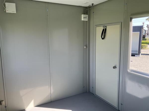 徳島県徳島店/展示場の中古ユニットハウス・プレハブ・コンテナハウスCT-32J(2.16坪)の本体の内観
