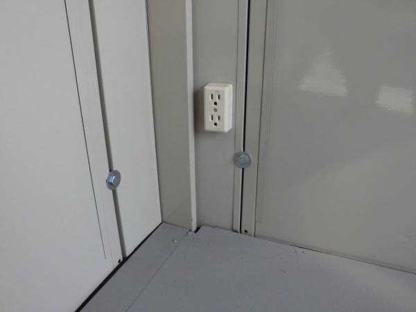 福岡県太宰府店/展示場の中古ユニットハウス・プレハブ・コンテナハウスCT-32J(2.18坪)の各設備のスイッチ